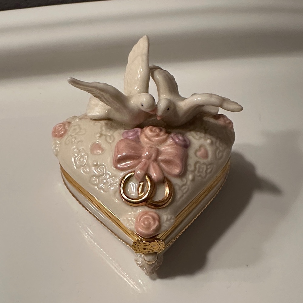 Lenox Wedding Heart-Shaped Ceramic Trinket Box